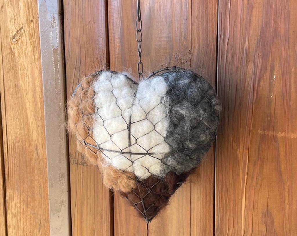 🔥LAST DAY 50% OFF - 🕊️🏡Handmade Natural Alpaca Fiber Bird Nesting Heart❤️A Cozy Gift for Birds
