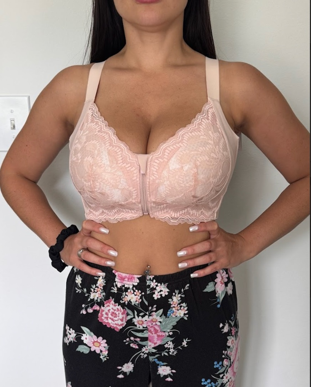 SoftestLayer™ - Ultra Soft Front Zip Wireless Lifting Bra