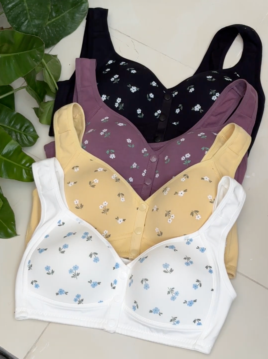 SoftestLayer™ - Comfortable & Convenient Front Button Bra - Daisy Bra