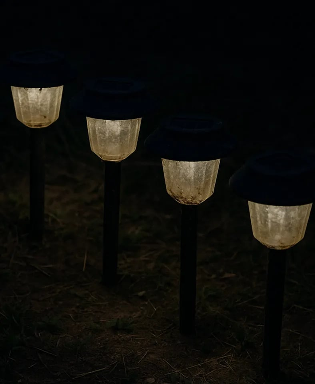 Solar Lights Outdoor Garden Decor, Solar Lanterns Outdoor Waterproof Metal Owl